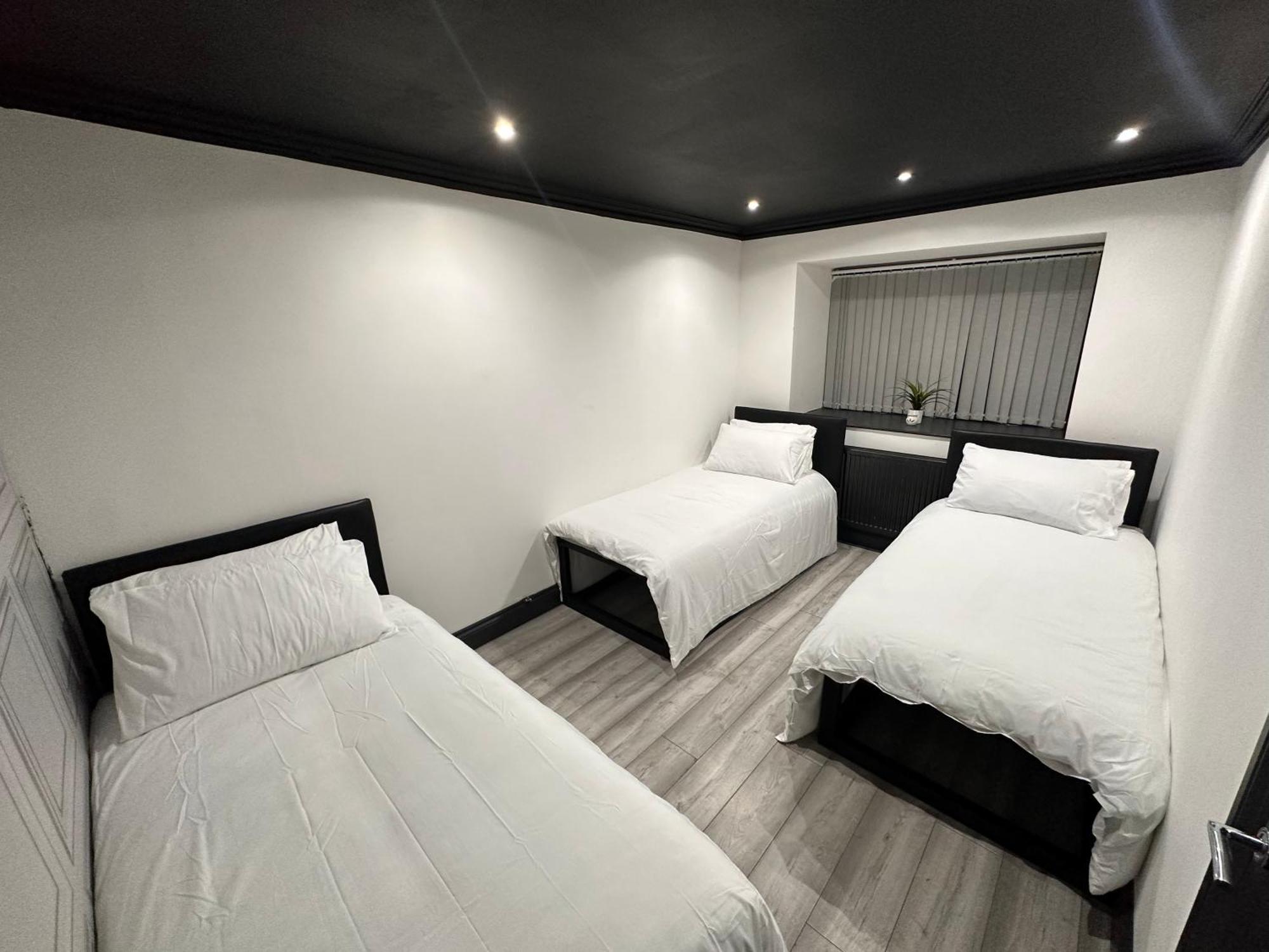 Homestay Four Bedrooms And Two Bathrooms Up To Nine People *